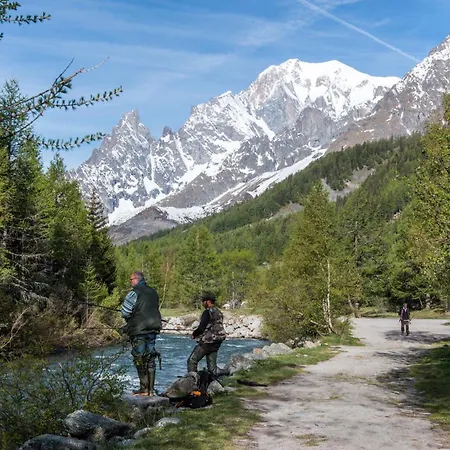 Mansardacourmayeur Apartament