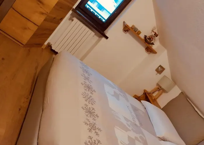 Mansardacourmayeur Apartment